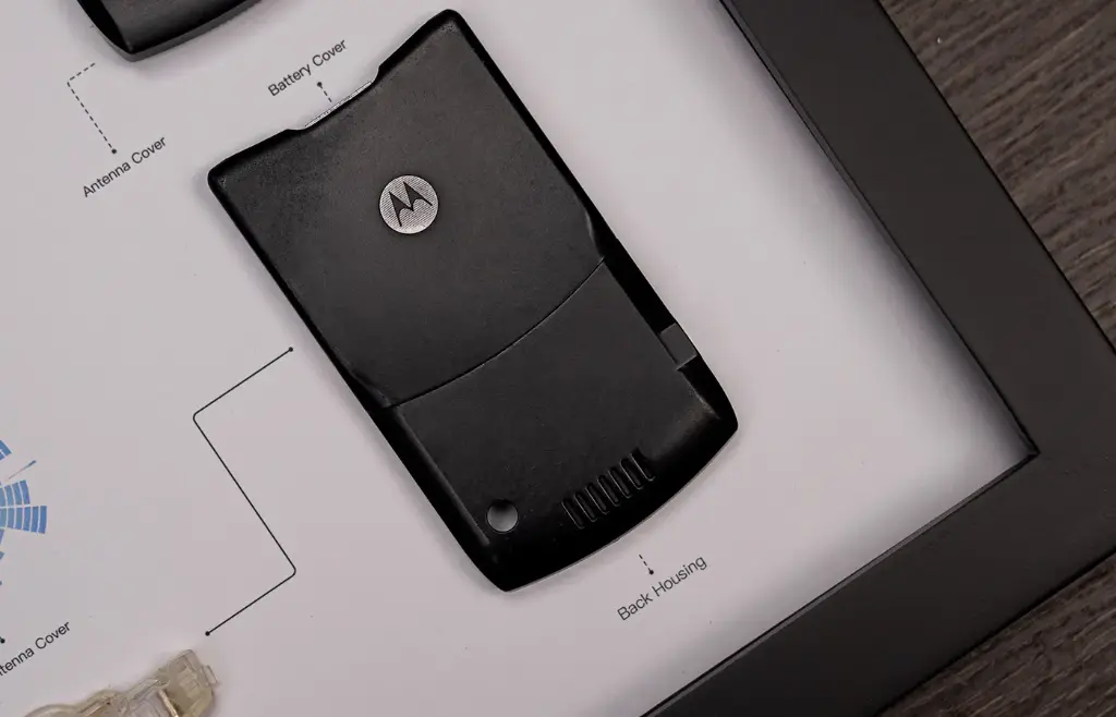 Razr 5.webp