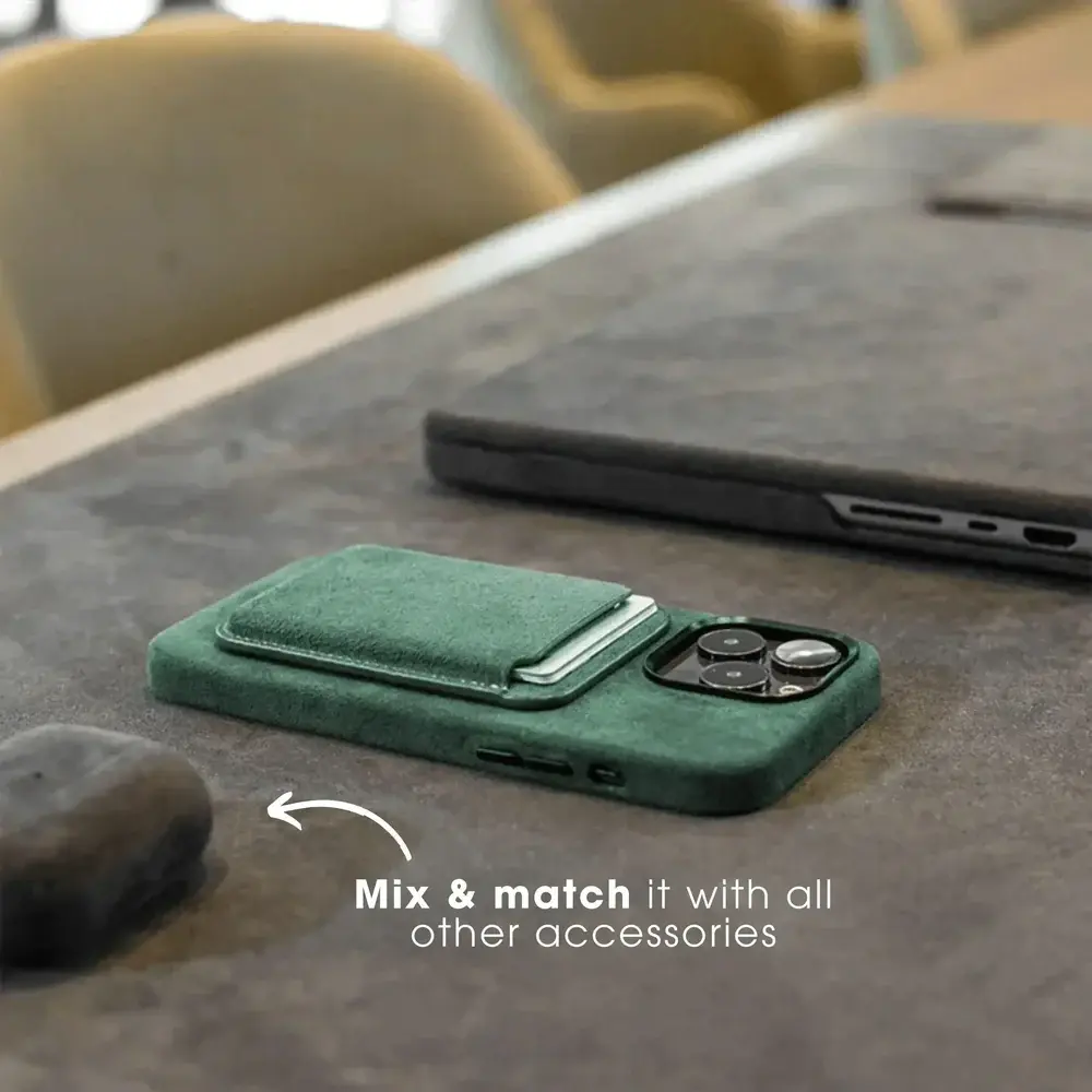 iPhoneAlcantaraCaseMidnightGreen4_7de6acb5-8d53-42f6-892c-c1a8bc7b15dc.webp